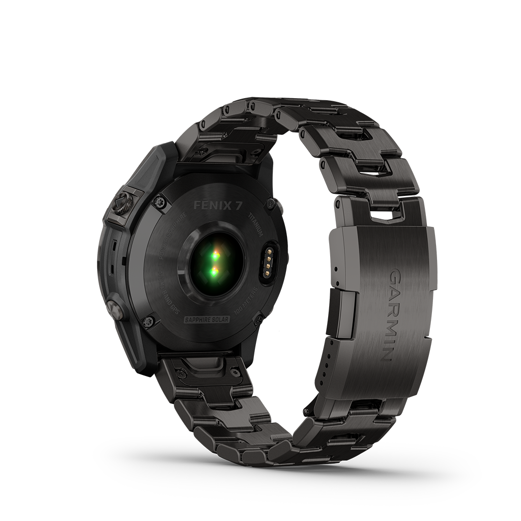 010-02540-39_08_fenix7-SapphireSolar_HR_7004