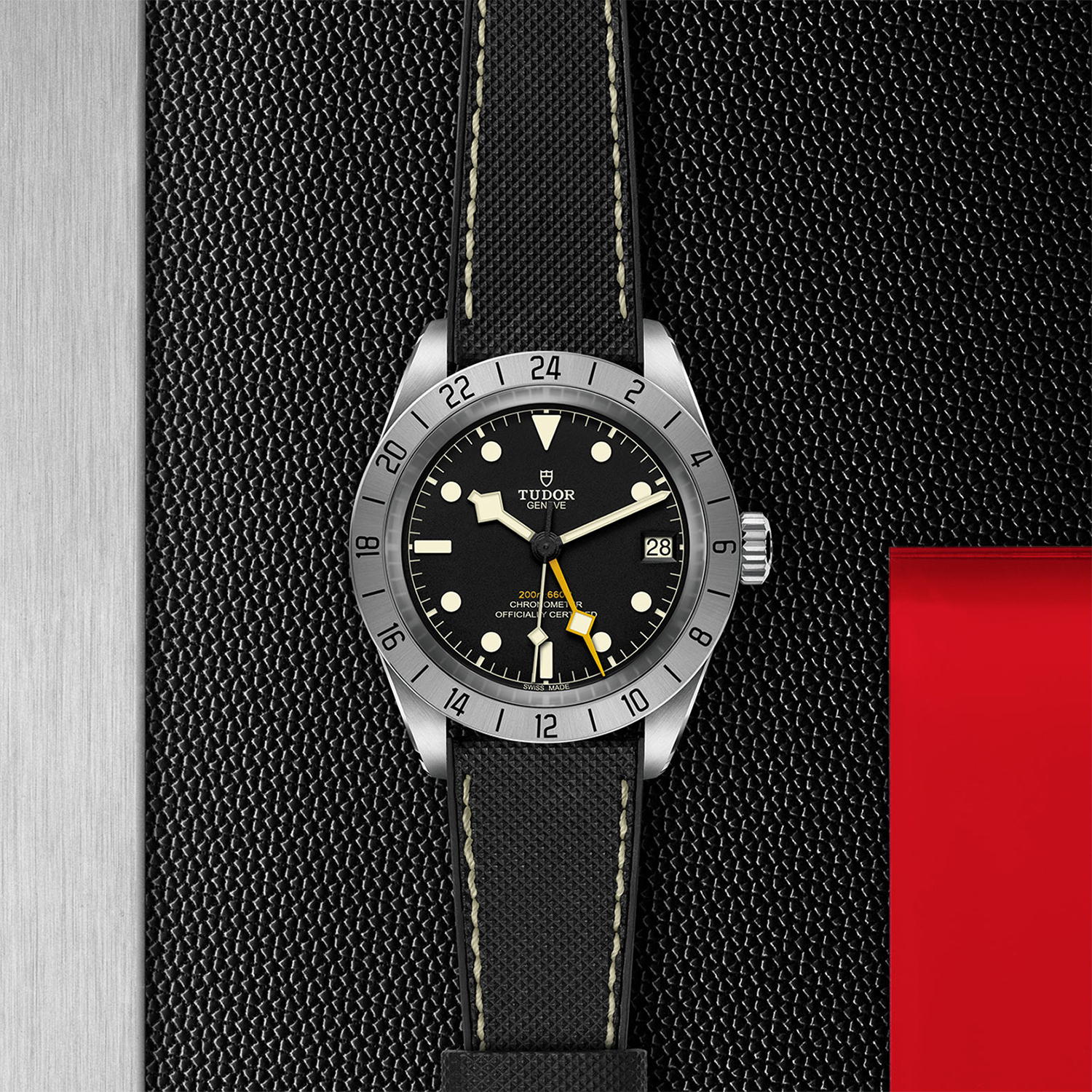 Tudor-M79470-0003_flat