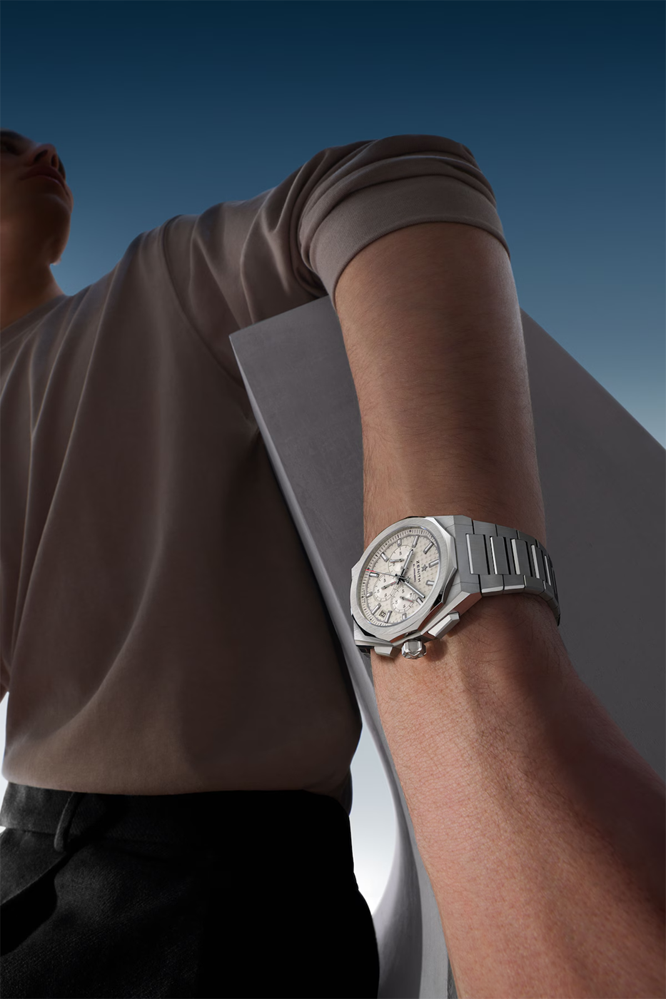 f4cdf6bb-d932-4491-a1d4-ae7692c38b9d_5-LIFE-1_DEFY-Skyline-Chronograph_03.9500.3600.01.I001_4x5