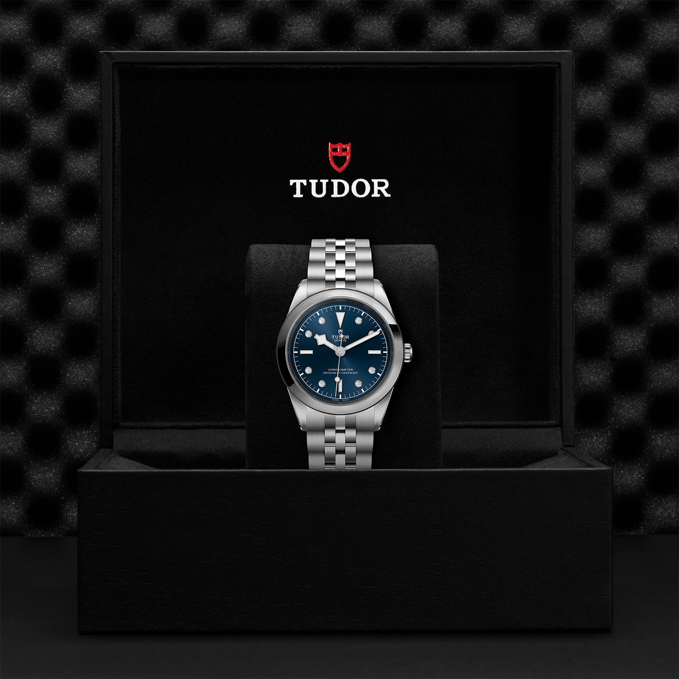 Tudor Black Bay One 41 - M79680-0005 - Image 4