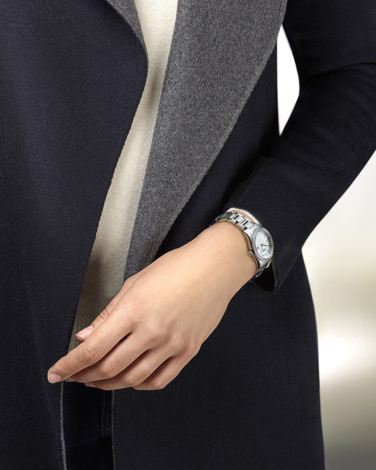 Longines Conquest Classic 29mm - L2.286.0.87.6 - Image 4