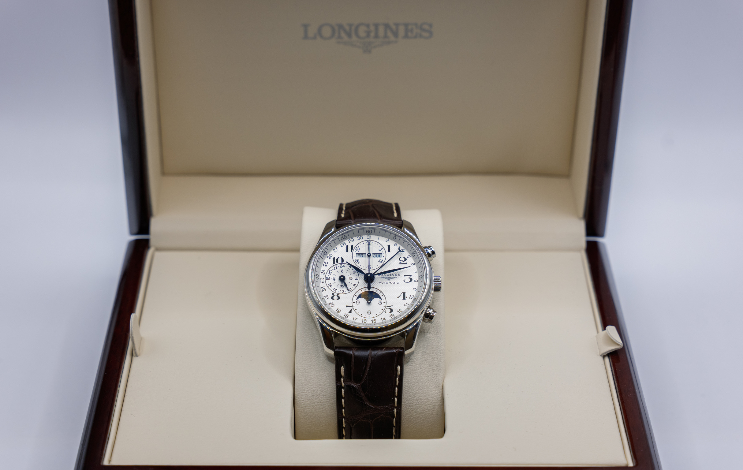 Longines Master Collection Chronograph Moonphase (2024) - Image 2