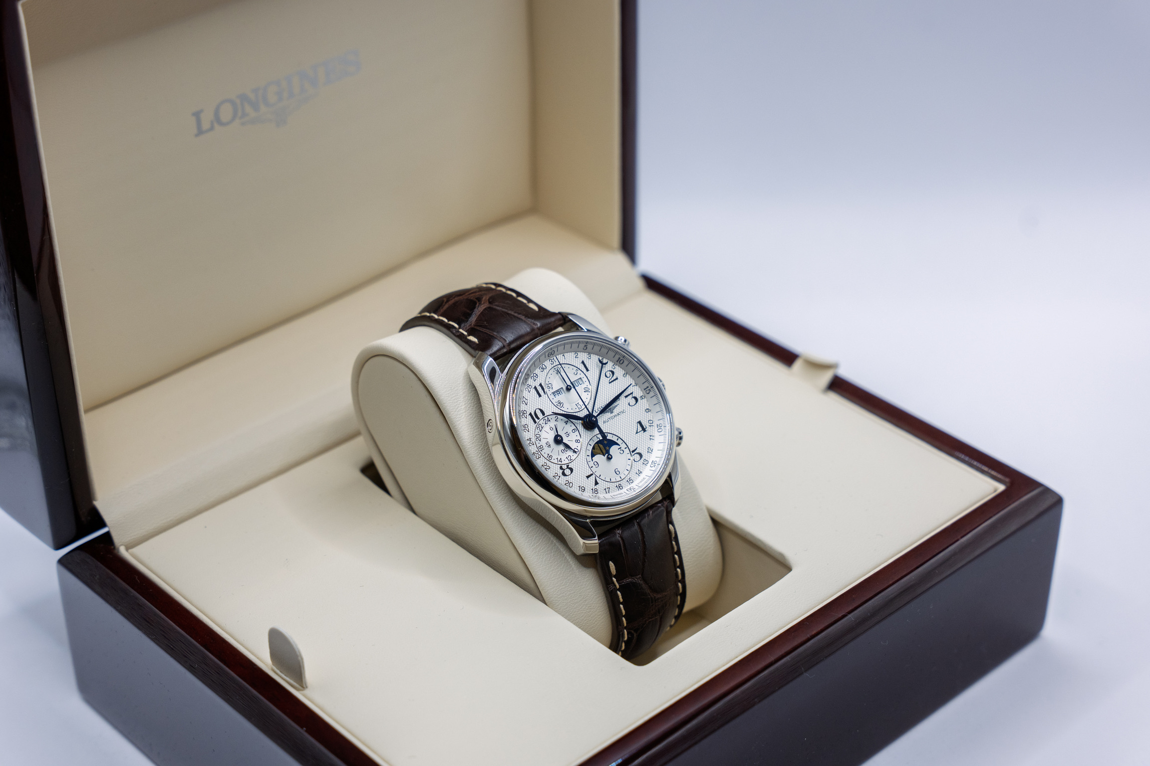 Longines Master Collection Chronograph Moonphase (2024) - Image 3