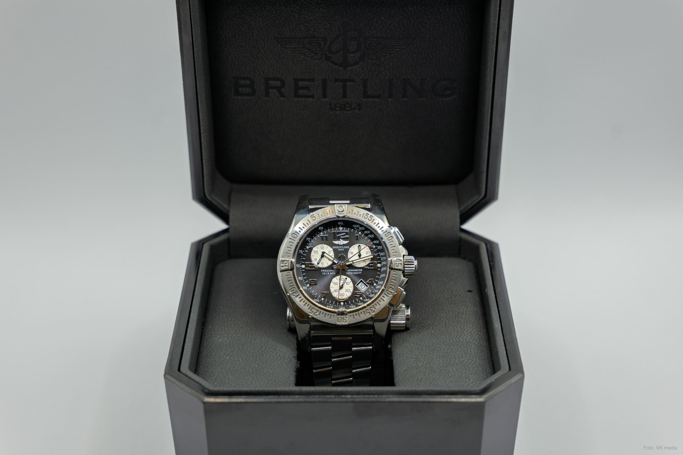 Breitling Emergency Mission ref. A7332211- Kjøpt 2008 - Full service 2026 - Image 2