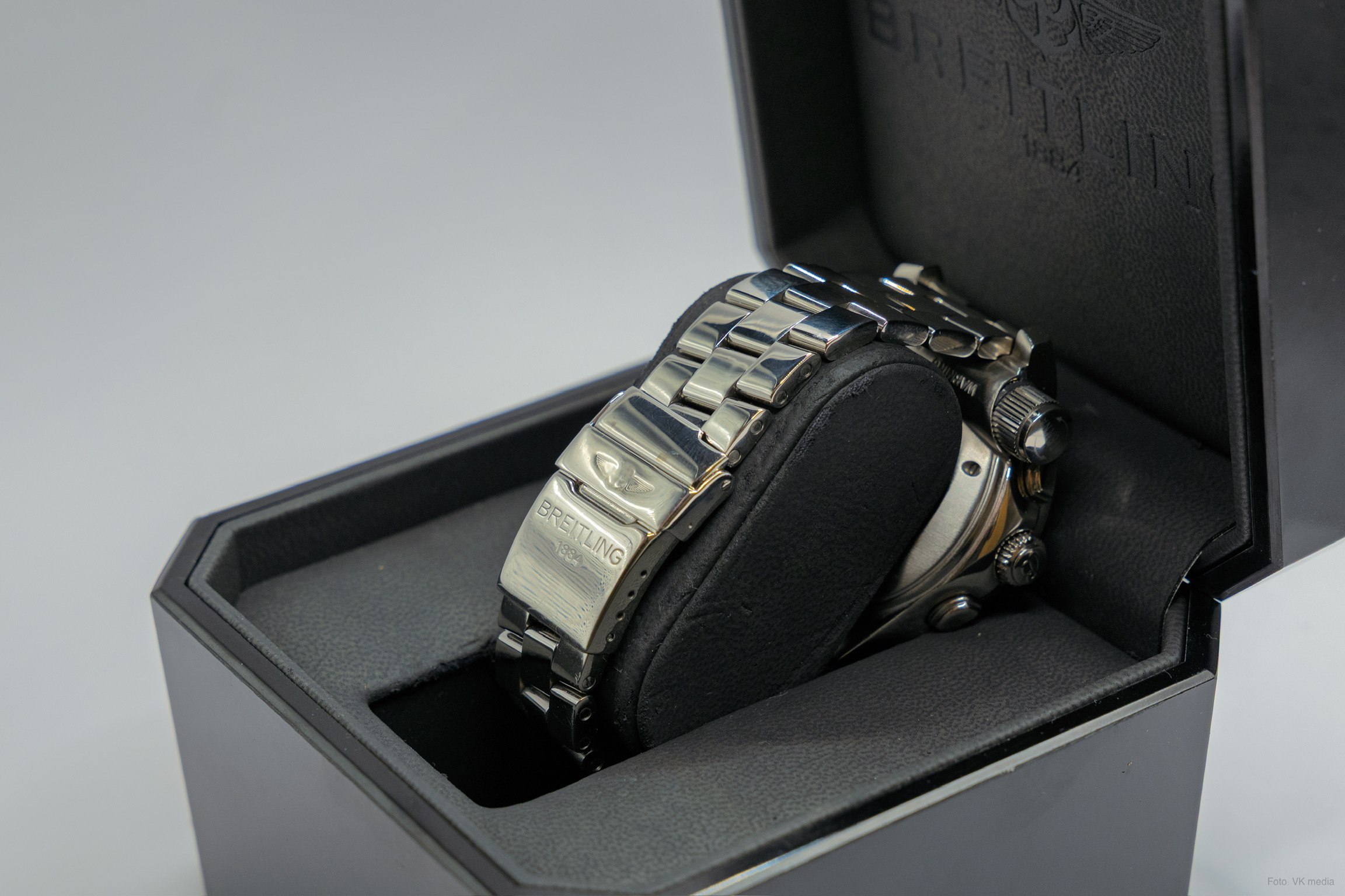 Breitling Emergency Mission ref. A7332211- Kjøpt 2008 - Full service 2026 - Image 8