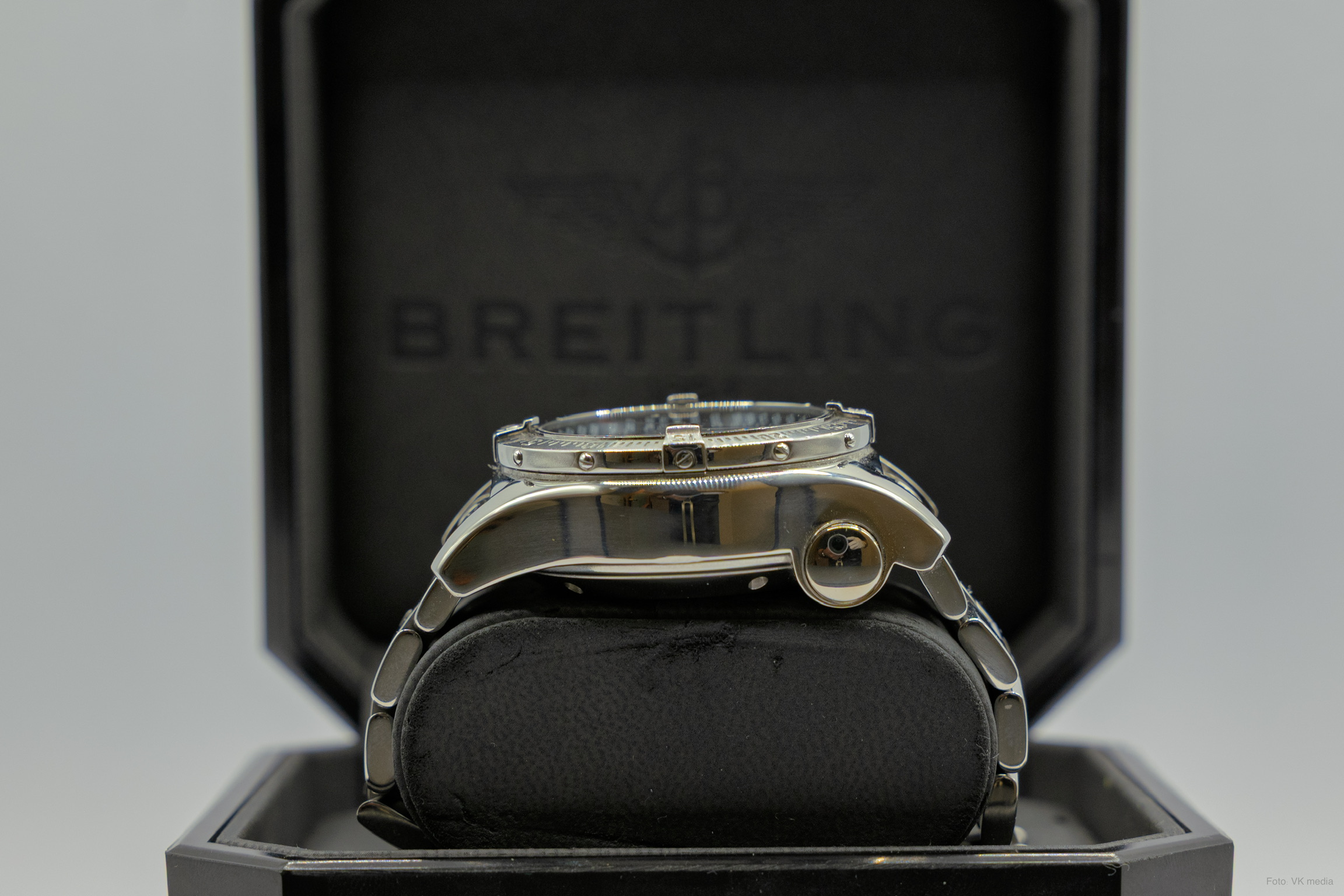 Breitling Emergency Mission ref. A7332211- Kjøpt 2008 - Full service 2026 - Image 6