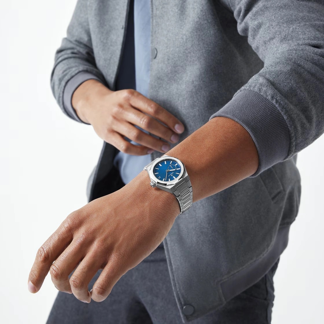 Zenith Defy Skyline 41mm - 03.9300.3620/51.I001 - Image 5