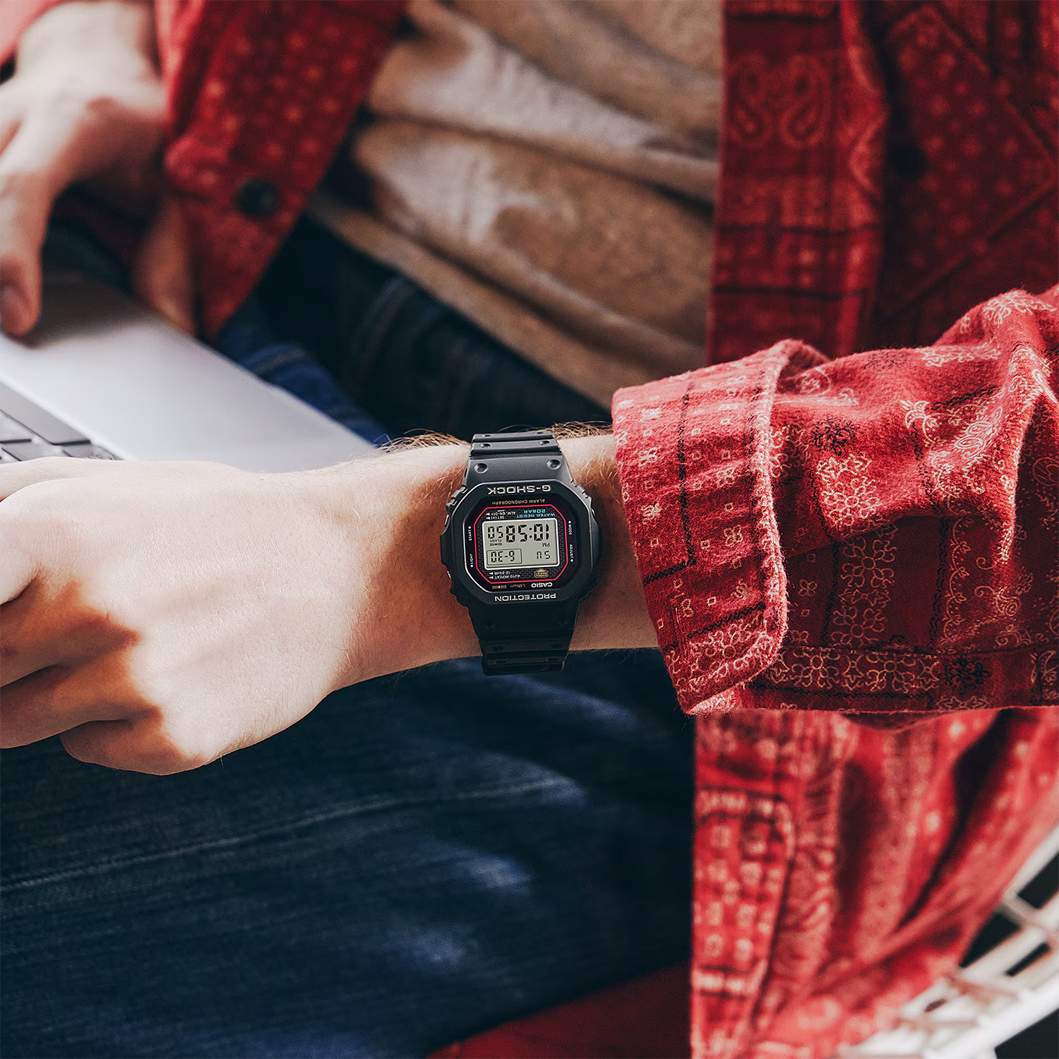 G-Shock 42mm - DW-5000R-1AER - Image 9
